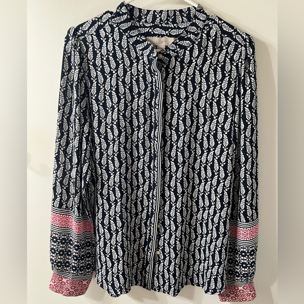 Women's Navy, White & Red Patterned Button-Down Blouse. Medium.